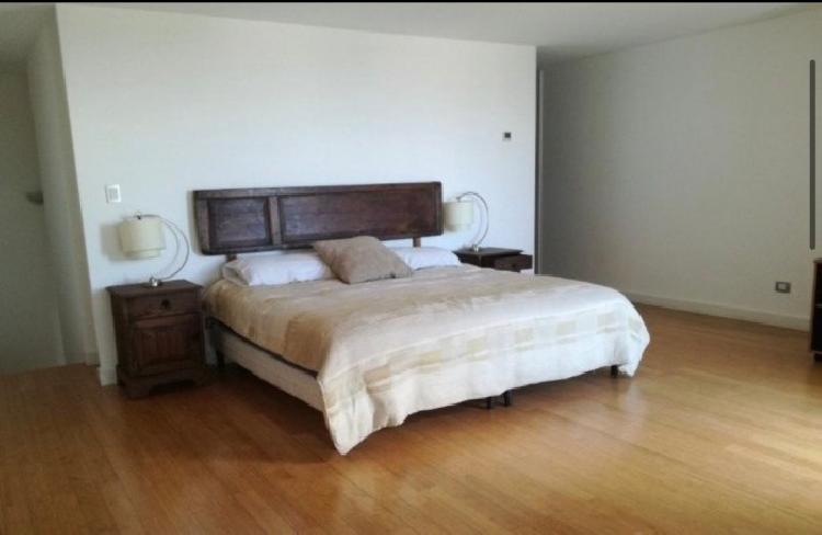 Rento amplio apartamento en zona 10, Diagonal 6. — foto 8