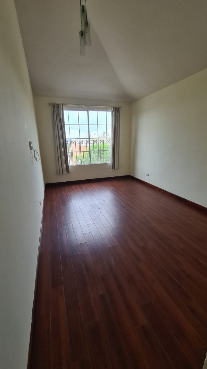 VENDO CASA CONDOMINIO ALCAZAR DE SANTA AMELIA ZONA 16 — foto 9