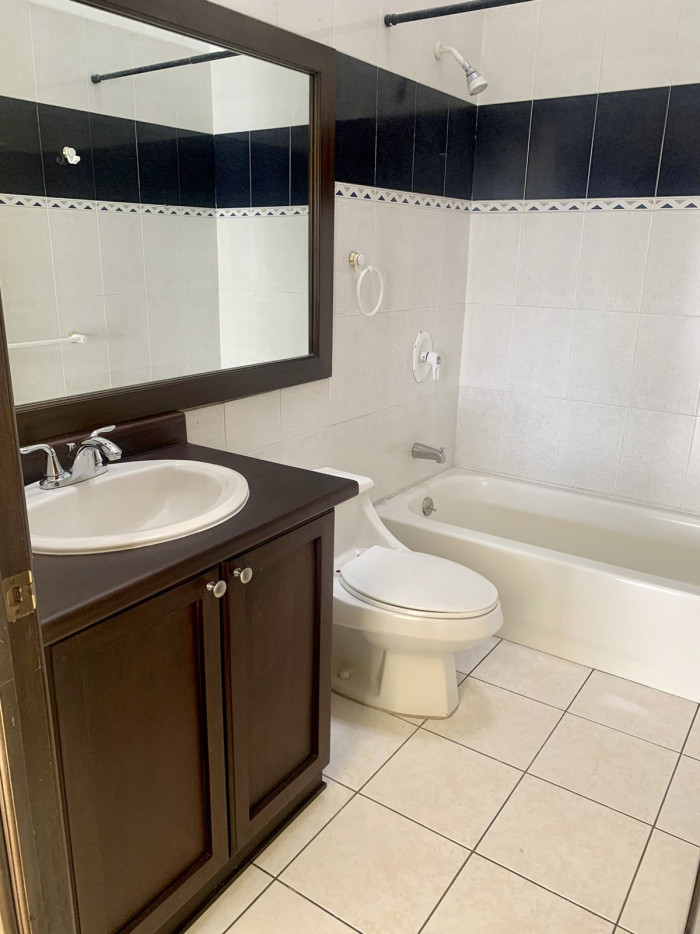 Apartamento en venta Vista al Bosque, zona 15. - Miniatura 11