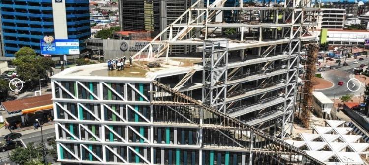 Local nuevo en venta en zona 4 de Guatemala - Miniatura 2