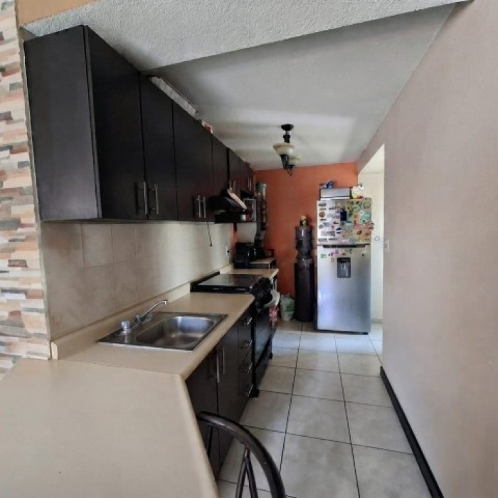 Apartamento en Venta Alta Villa El Naranjo Z. 11 Mixco — foto 3