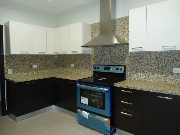 Apartamento en renta en primer nivel zona 14 Guatemala - Miniatura 10