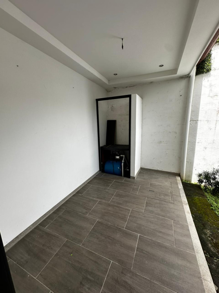 Hermosa Casa en Venta en Pozos de Santa Ana - 12