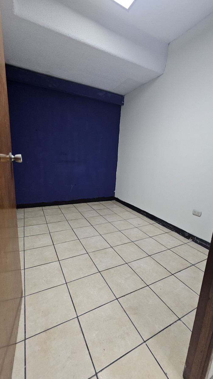 OFICINA EN #RENTA EN ZONA 9 — foto 4