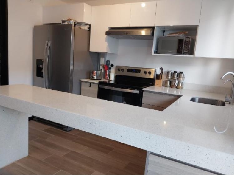 APARTAMENTO EN RENTA EN ZONA 14 EN PRIMER NIVEL/MI — foto 2