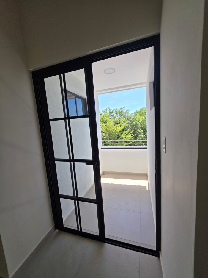 Casa a estrenar en alquiler en Residencial Antibes II - 12