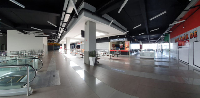 Local comercial en alquiler zona 7 Calzada San Juan - Miniatura 2
