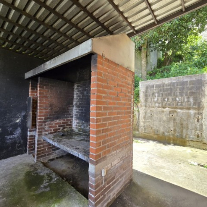 Casa en Venta con Vista Panorámica al Lago de Amatitlán - Image 5