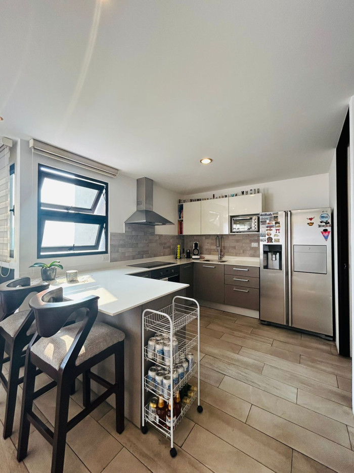 Apartamento amueblado en venta en zona 15 VH1 — foto 5