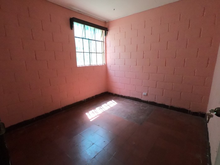 VENDO Casa en Colonia La Escuadrilla, Zona 2 de Mixco - Miniatura 10
