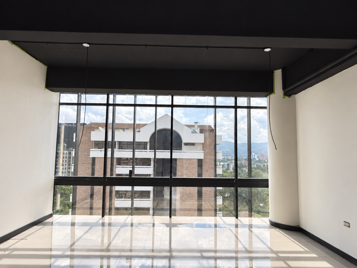 Oficina en renta en Edificio Burgó zona 14 — foto 9