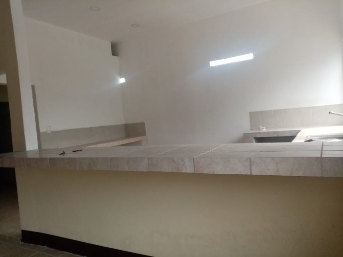 Rento amplia casa para uso comercial zona 9 — foto 11