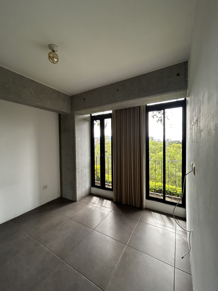 Venta de Apartamento en Edificio Fabrá zona 10 - Miniatura 7