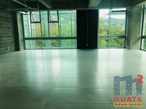 Oficina de 92.62 m2 de construcción en Renta, Zona 15