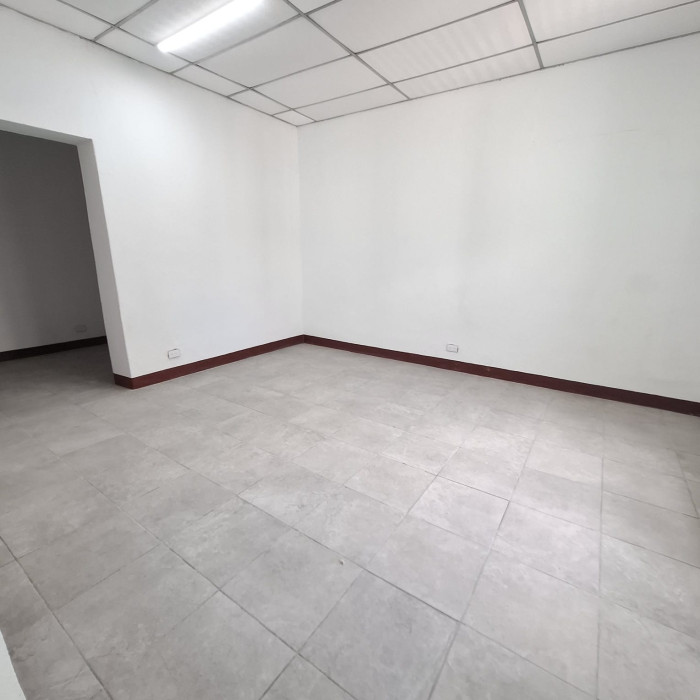 Casa de renta de uso comercial en zona 1 Guatemala — foto 2