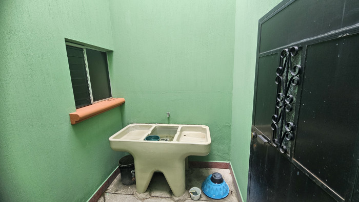 RENTO CASA USO COMERCIAL O VIVIENDA EN ZONA 12 — foto 7