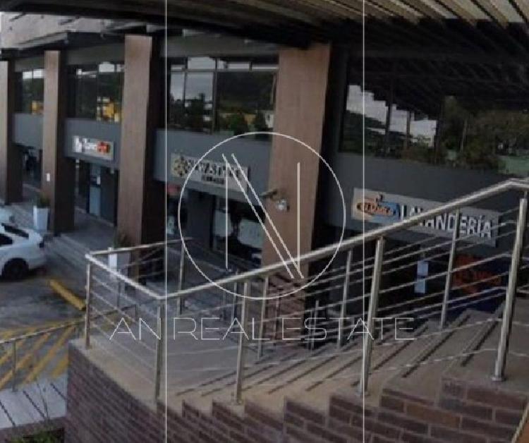 LOCAL EN RENTA EN PLAZA PINABETES, KM 19.5 CAES — foto 3