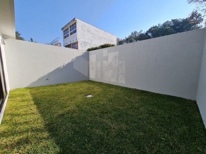 Casa en Venta Zona 15 Vista Hermosa I Ciudad Guatemala - Image 1