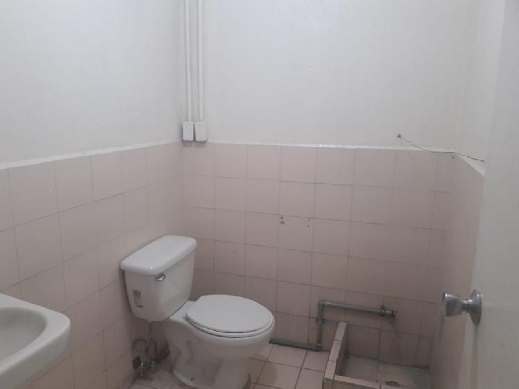 Plus Real Estate renta oficina en zona 10 — foto 4