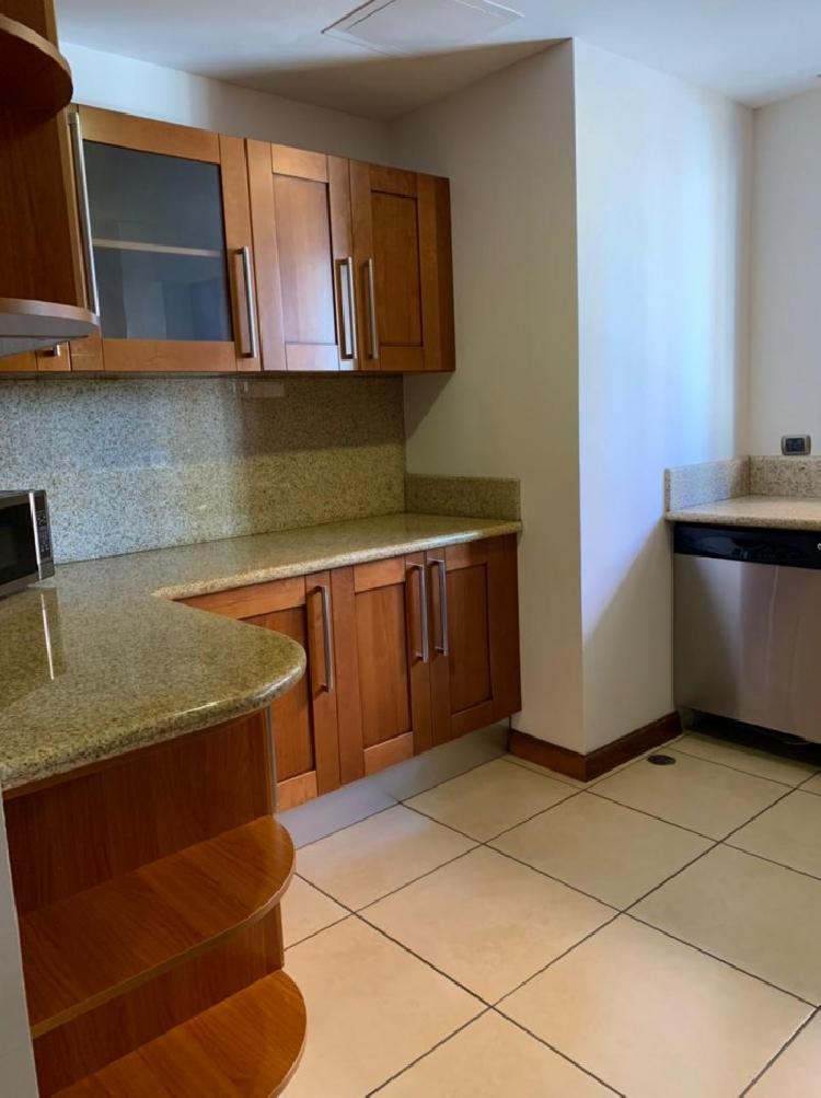 Rento lujoso apartamento en zona 14 — foto 4