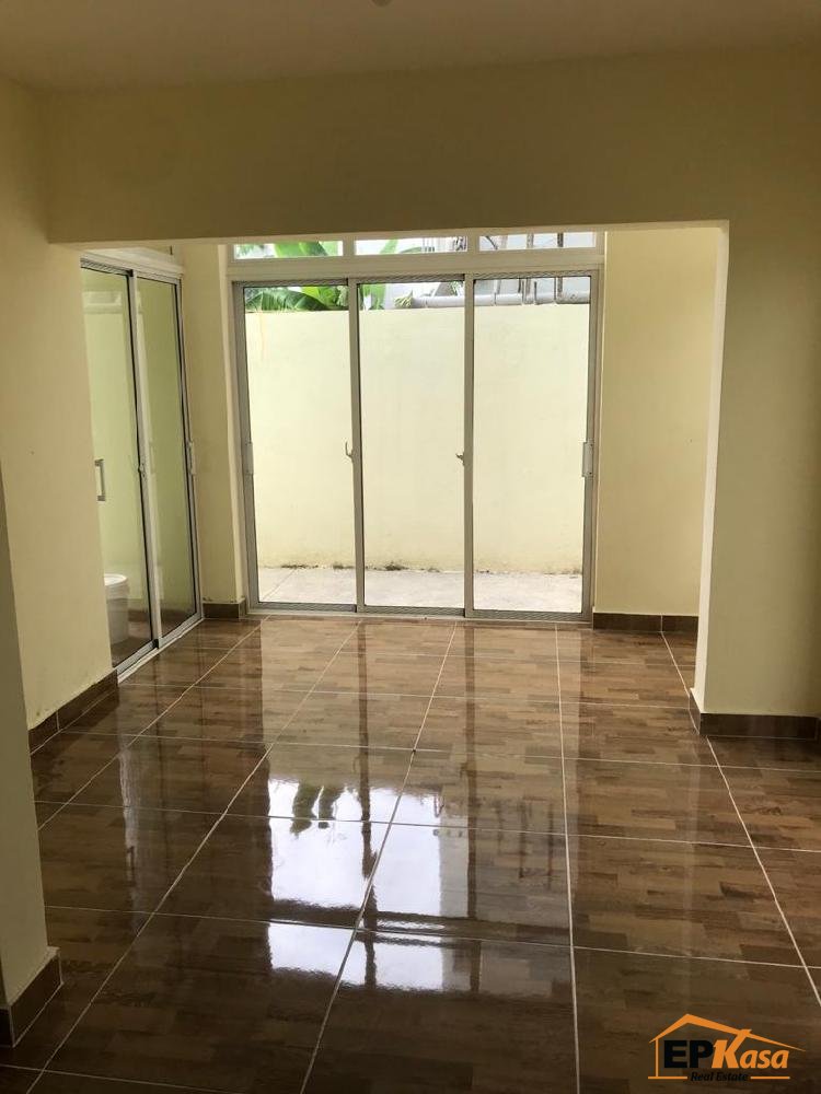 Casa de dos niveles, Prado Oriental, Santo Domingo Este — foto 8