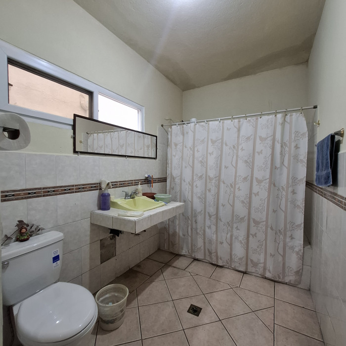 Casa en venta en zona 7 Tikal 1 Avenida Principal — foto 14