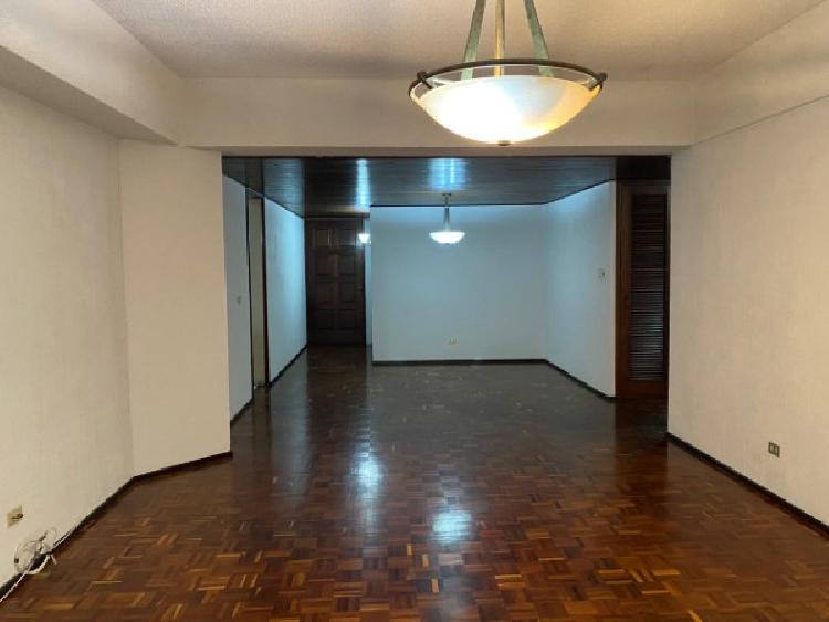 APARTAMENTO EN RENTA EN ZONA 10 — foto 5
