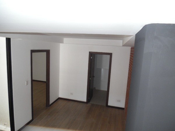 APARTAMENTO EN VENTA EN CASA CINCO, ZONA 5/MI