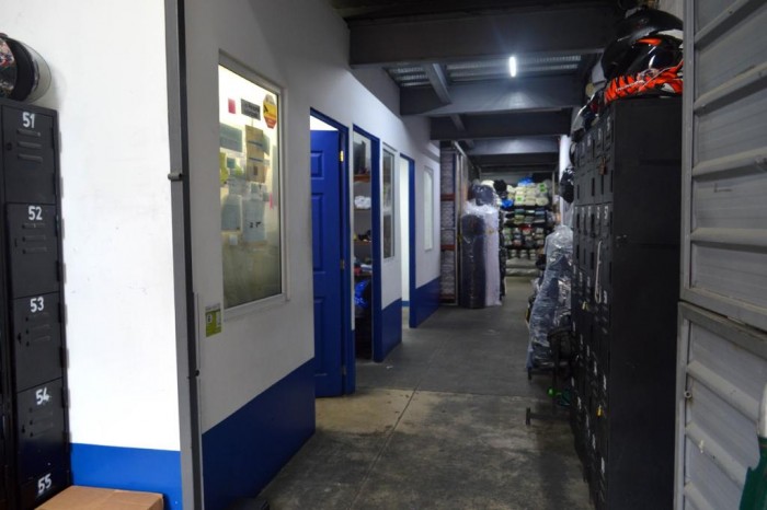 Venta de Ofibodega dentro de Empresarial  zona 4 Mixco - Miniatura 11