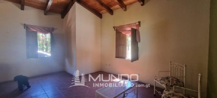 CASA EN VENTA EN PASTORES, ANTIGUA GUATEMALA/MUNDO INMO