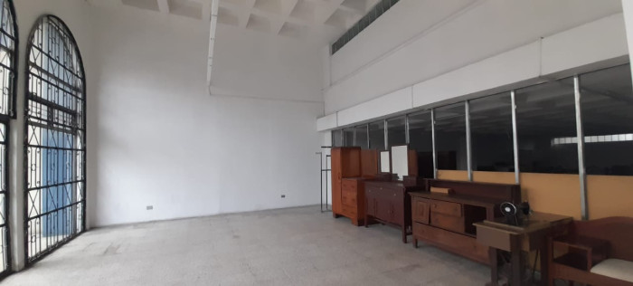 Local en #Renta sobre Calle Martí 8 avenida - Image 4