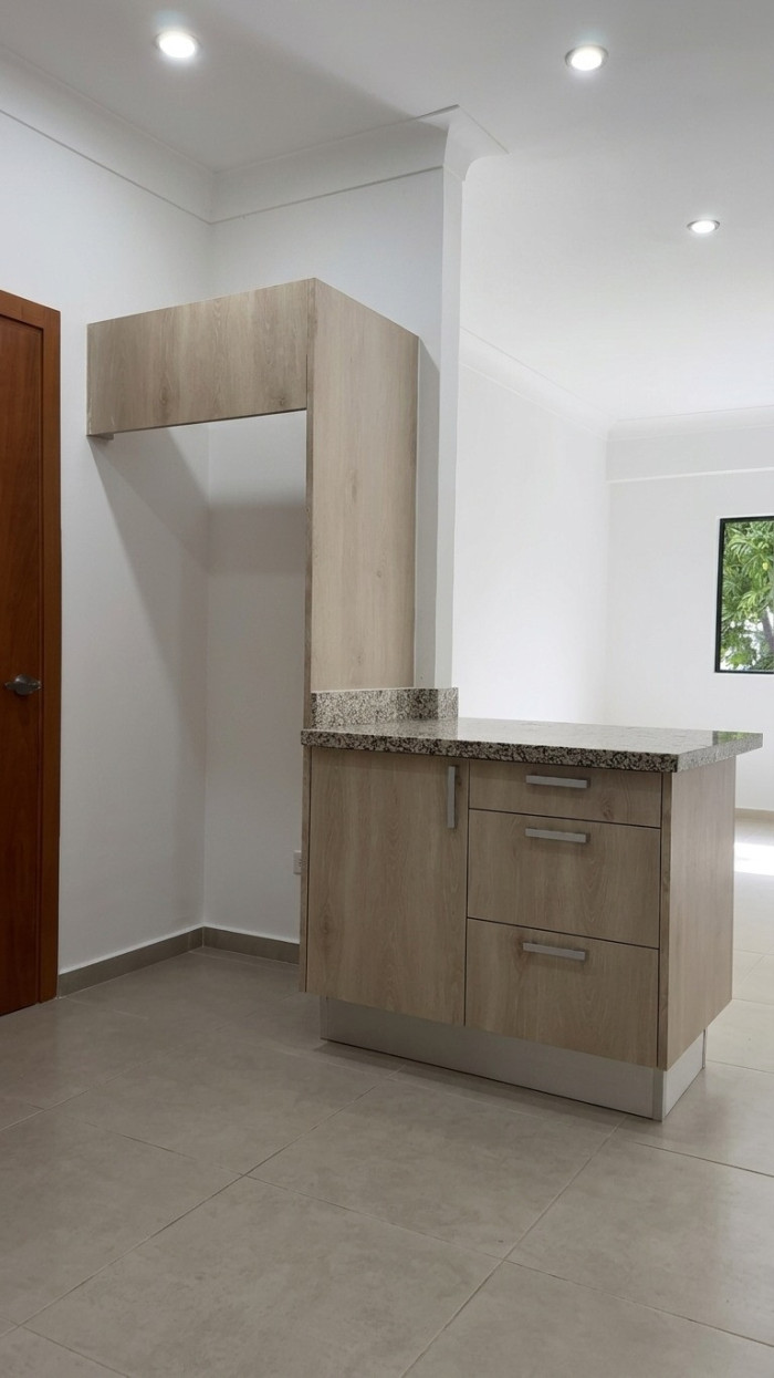 Apartamento nuevo en venta en Evaristo Morales - 3