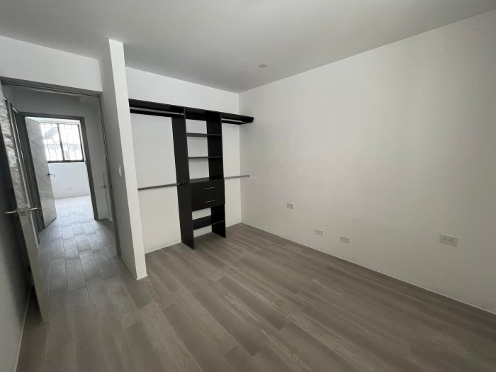 CASA EN VENTA EN ZONA 15 — foto 2