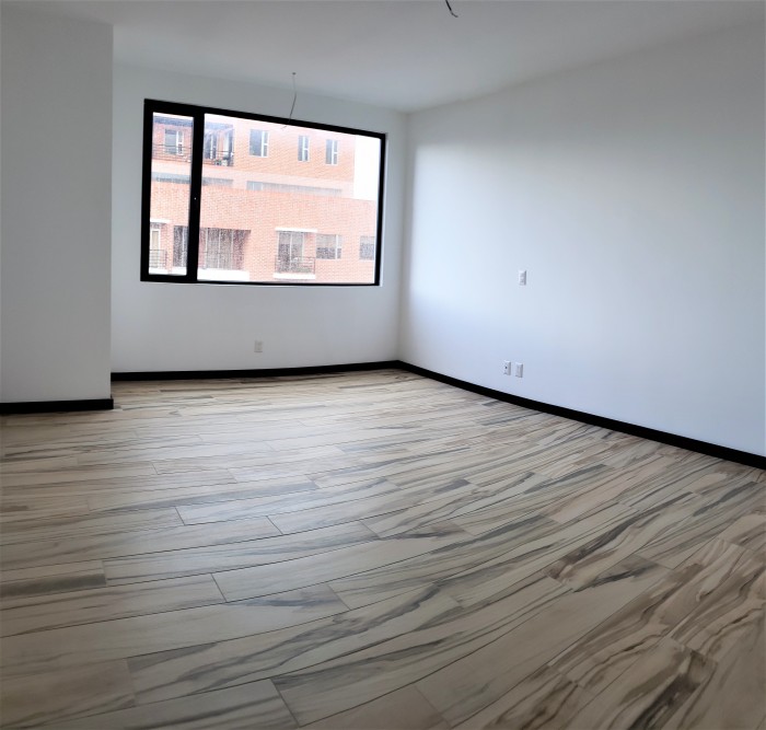 Vendo Apartamento con 298.00m2 totales en Zona 14 - Image 4