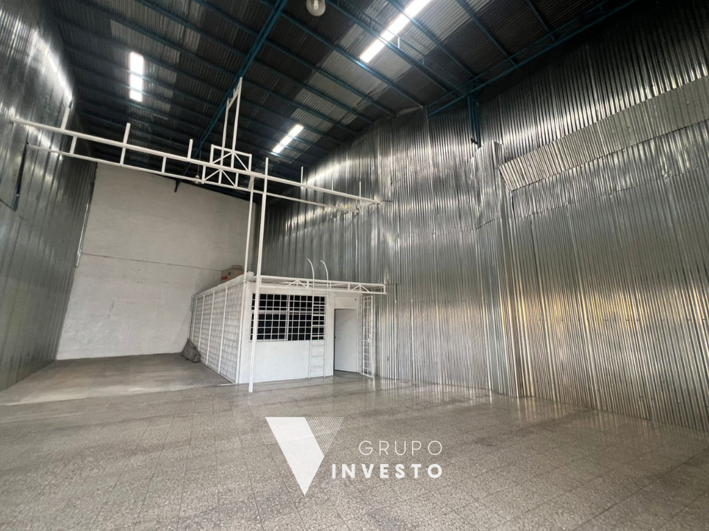 Renta de bodega comercial, Km 18.5 ruta Interamericana.