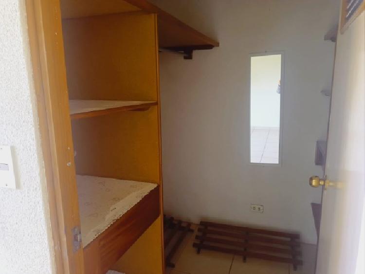 Townhouse en renta y venta zona 14 / La Villa — foto 5
