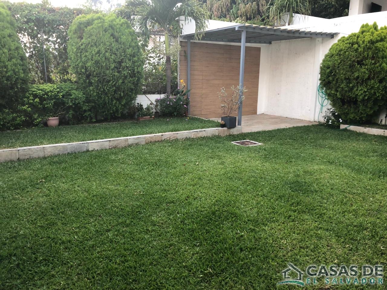 Cumbres de Escalon Moderna y Remodelada, Amplio Jardin — foto 10