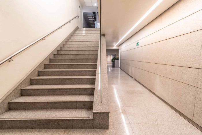 Oficinas en obra gris sobre paseo de la Reforma — foto 7