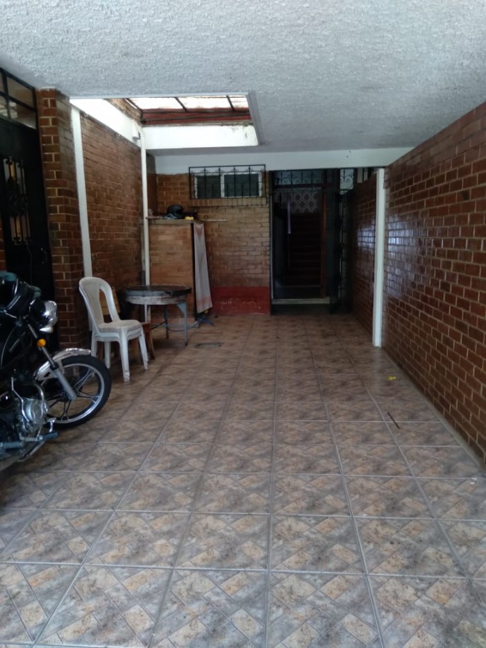 Plus Real Estate renta casa en zona 15 — foto 10