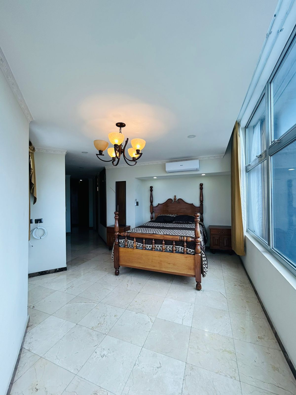 Apartamento amueblado en renta en zona 13 con vista — foto 3