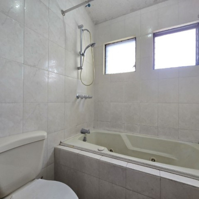 Casa en Venta Lomas de San Jacinto Zona 10 de Mixco - Miniatura 15