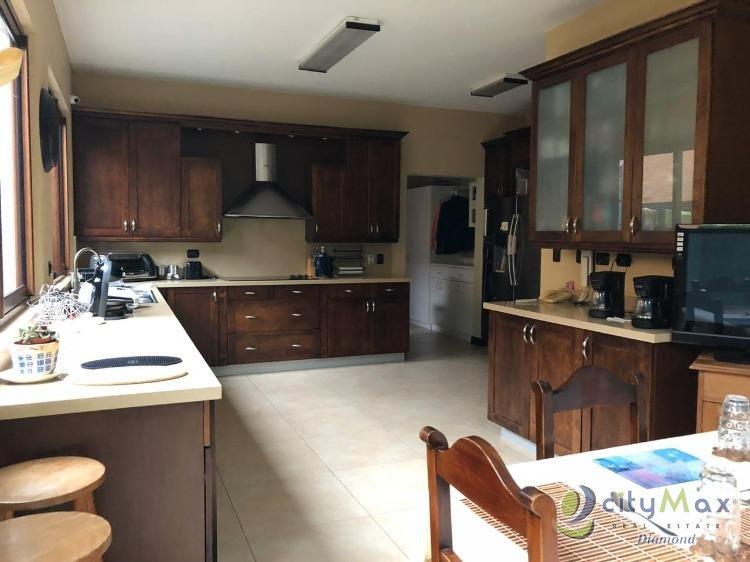 Venta linda casa en condominio km 18.5 entorno El Tajin - Image 1