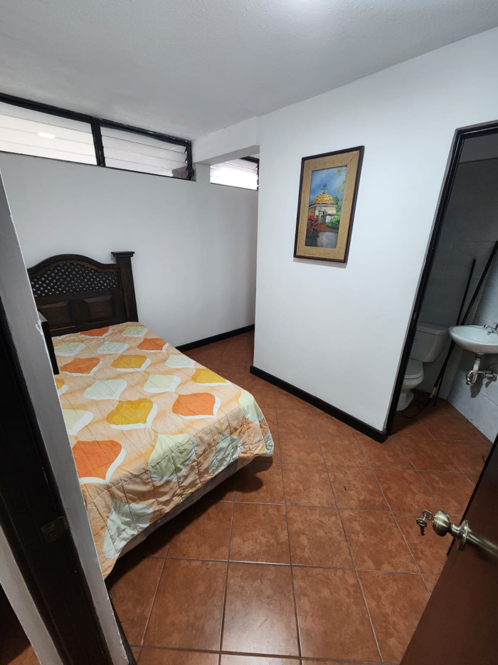 Casa en VENTA Zona 11, Sector Las Charcas. - Miniatura 12