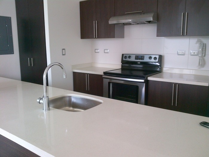 Apartamento en renta en zona 14 - Image 3