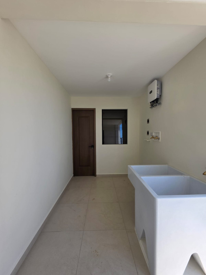 Casa a estrenar en alquiler en Residencial Antibes II - 20