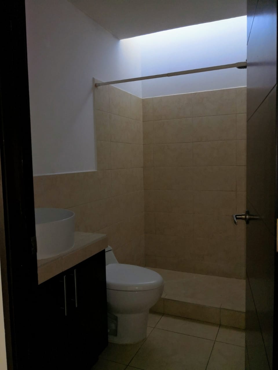 Linda casa en Remate en Cumbres de la Arboleda — foto 3