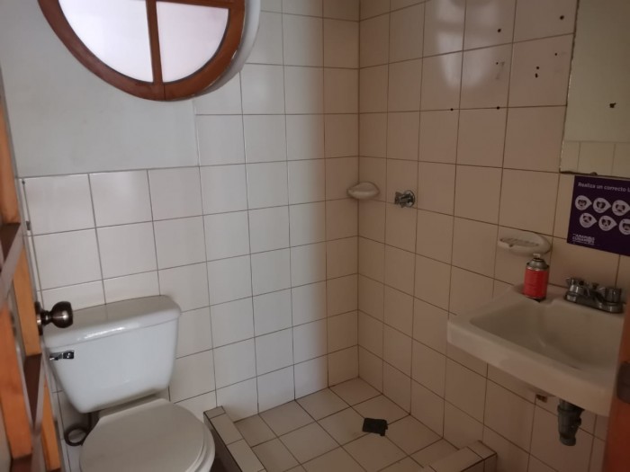 Plus Real Estate renta hermosa casa para oficina zona 10 — foto 8