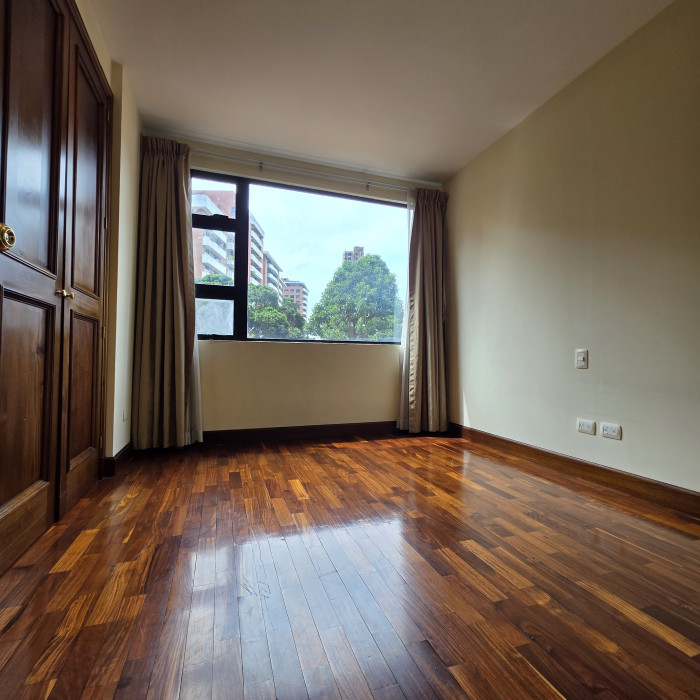Apartamento En Renta en Zona 10 Altos De Santa Clara - 17
