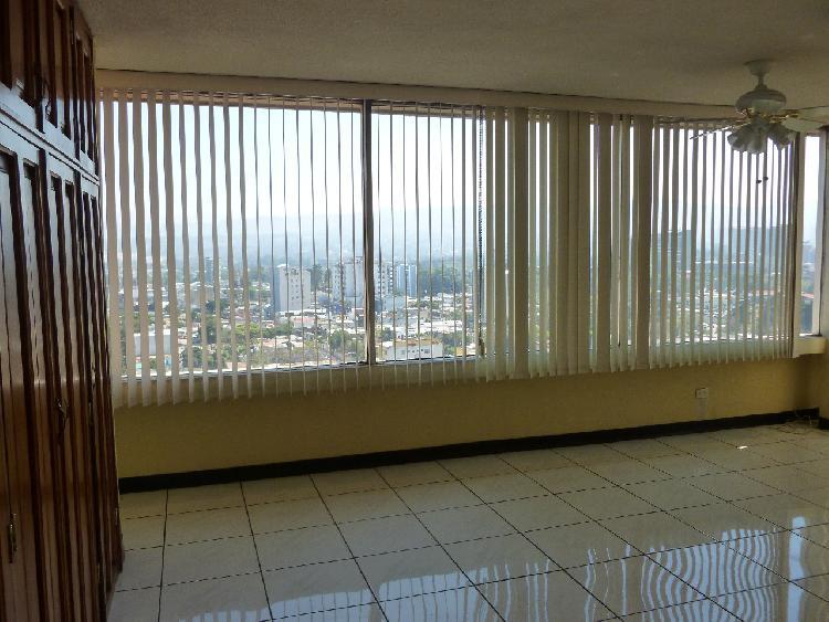 APARTAMENTO EN RENTA, ZONA 9 — foto 10