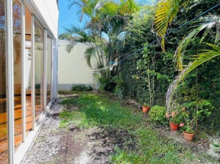 CASA EN RENTA EN ZONA 16 — foto 13